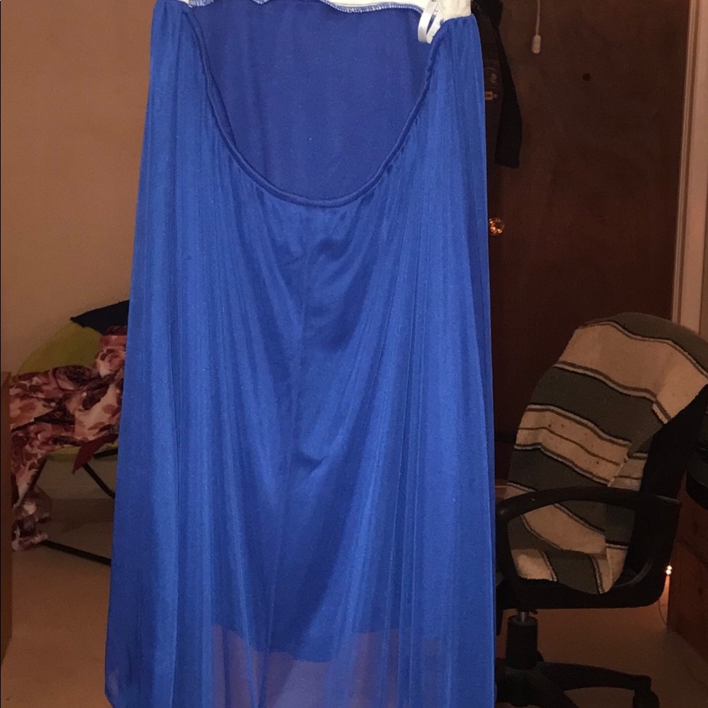 ❗️❗️PROM DRESS❗️❗️ - Picture 2 of 6